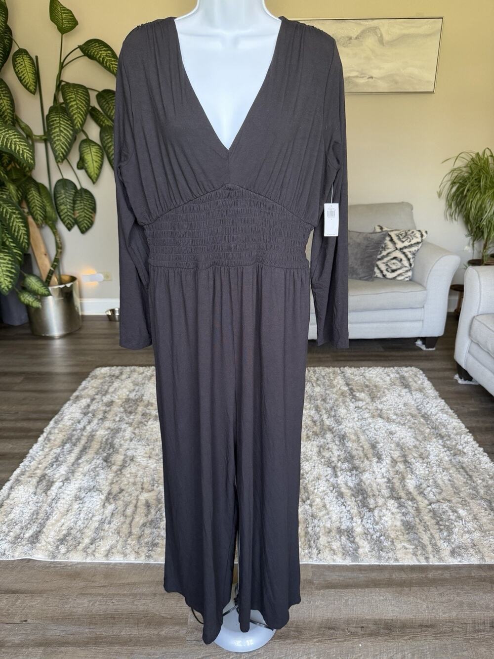 Old Navy Waist-Defined V-Neck Jumpsuit Women’s L Black Long Sleeve NEW #1059